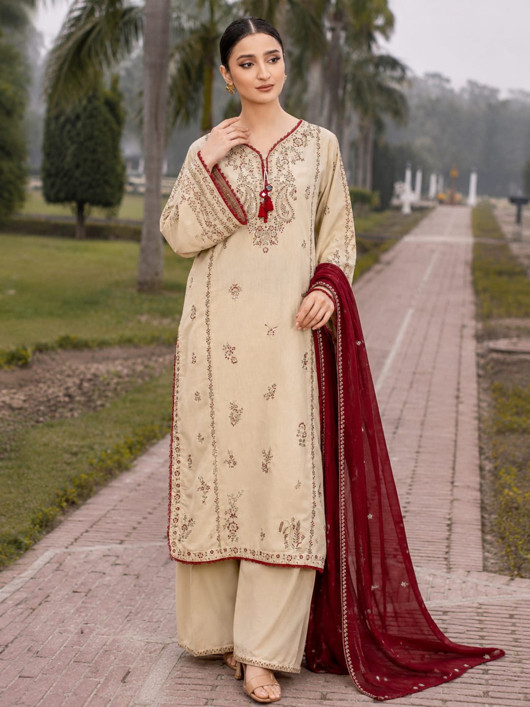 AFROZEH SUMMER LAWN EMBOIDERED 3 PCS COLLECTION 2026