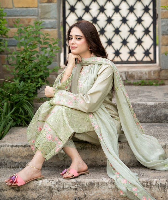 MUSHQ SUMMER LAWN EMBOIDERED 3 PCS COLLECTION 2026